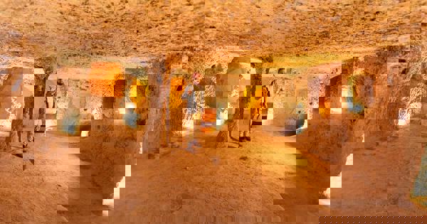 Living Remnants: Cities That Defy History