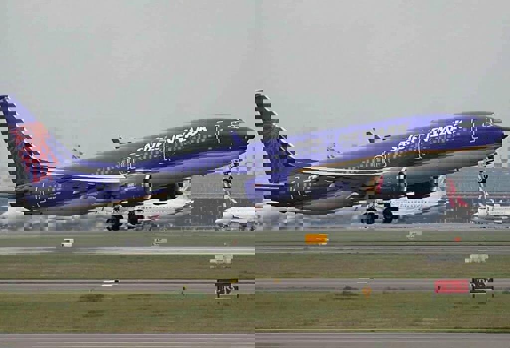 Ground Stop Issues Cause Flight Delays at Newark International Airport Amid Equipment Failure