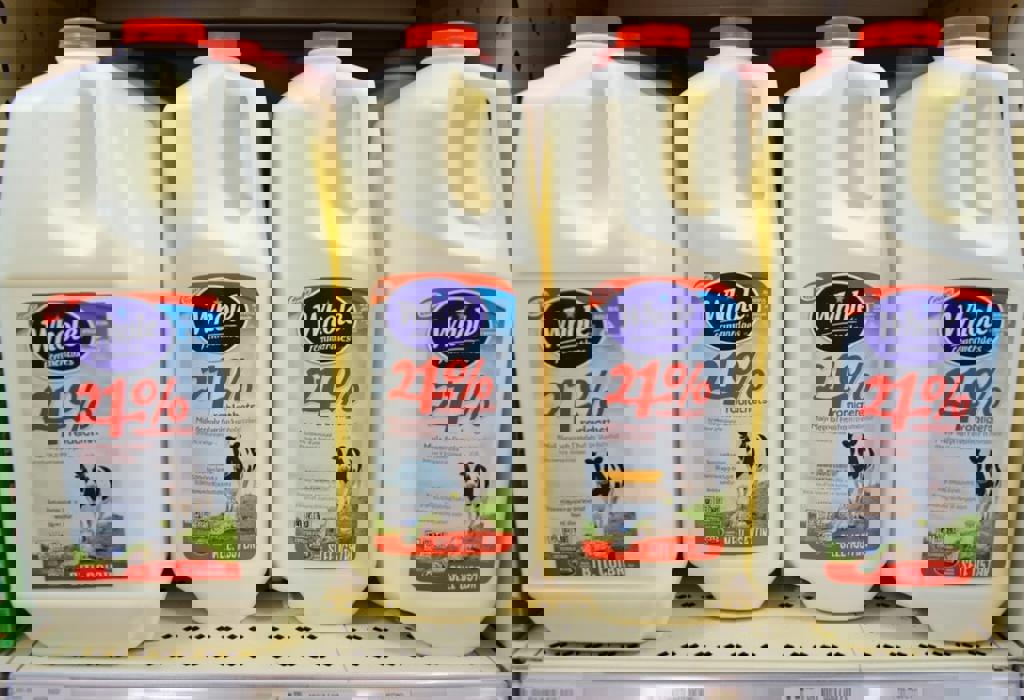 Momentum Builds to Reintroduce Whole and 2% Milk in U.S. Schools