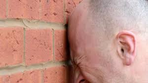 Beyoğlu’nda Cinnet Anları: “Gebze’ye Gitmek İstiyorum” Diye Bağıran Vatandaş Hastaneye Kaldırıldı