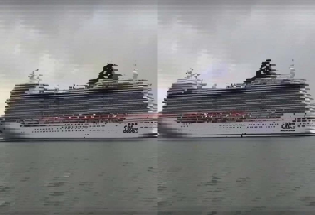 Massive Brawl Erupts Among Carnival Cruise Passengers in Galveston, Texas, Leading to 24 Bans - Entertainment | Unbiased Times Haberler