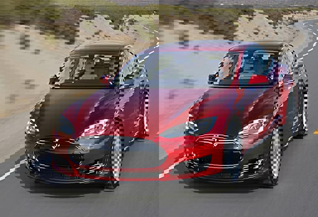Tesla Faces Plummeting Sales Amidst Internal Turmoil and Market Pressure
